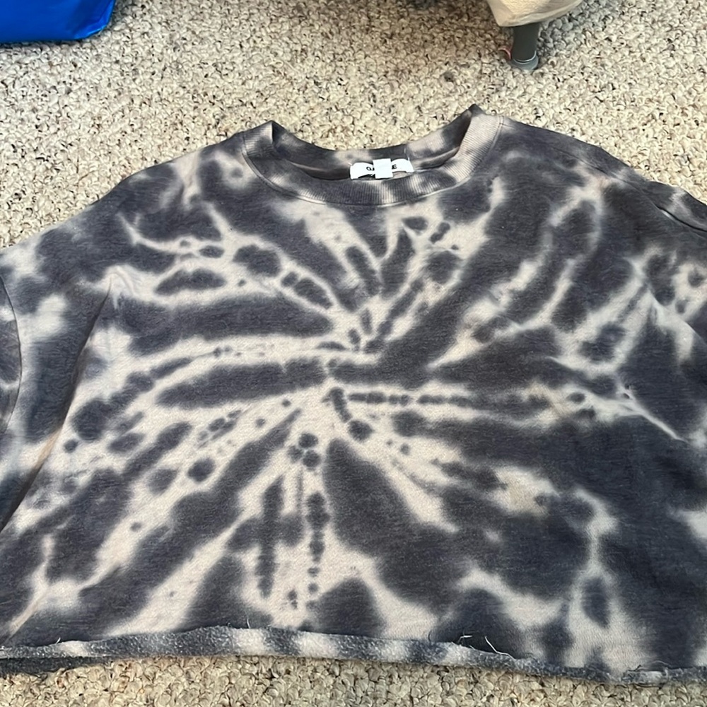 Garage cropped crew neck sweatshirt